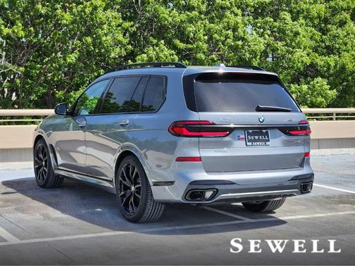 2026 BMW X7 xDrive40i
