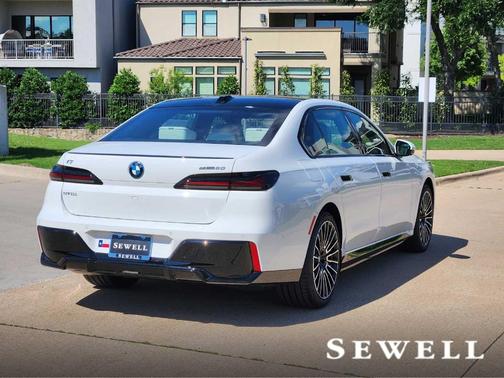 2025 BMW i7 eDrive50
