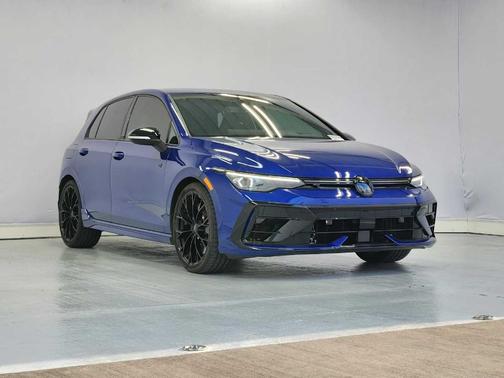 Lapiz Blue Metallic 2025 Volkswagen Golf R 2.0T Black Edition