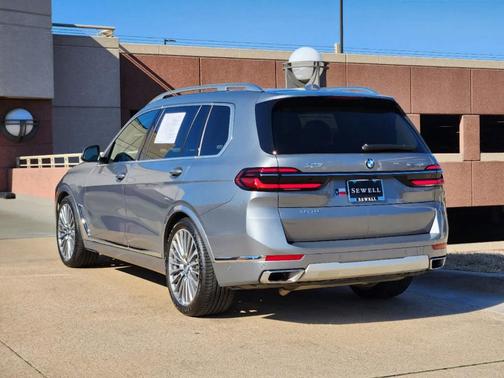 2024 BMW X7 xDrive40i