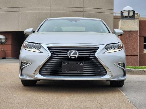 2017 Lexus ES 350 Base