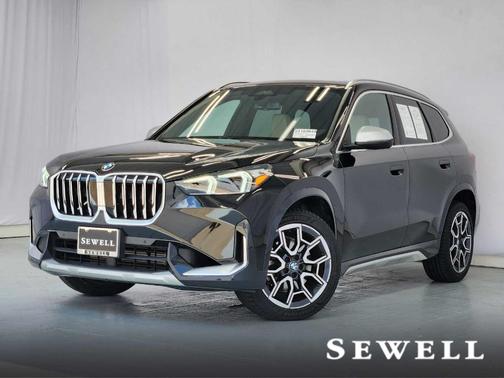 Black Sapphire Metallic 2024 BMW X1 xDrive28i
