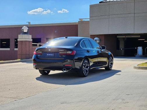 2025 BMW 330 i xDrive