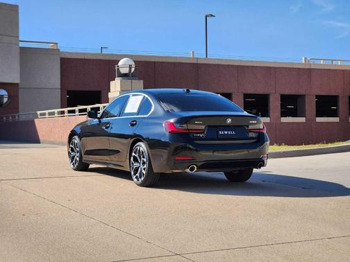 2025 BMW 330 i xDrive