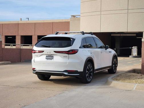 2024 Mazda CX-90 PHEV Premium Plus