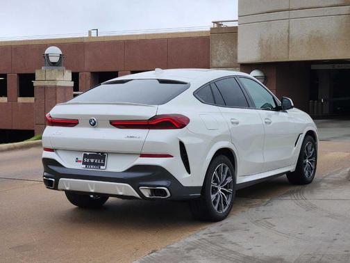 2023 BMW X6 xDrive40i