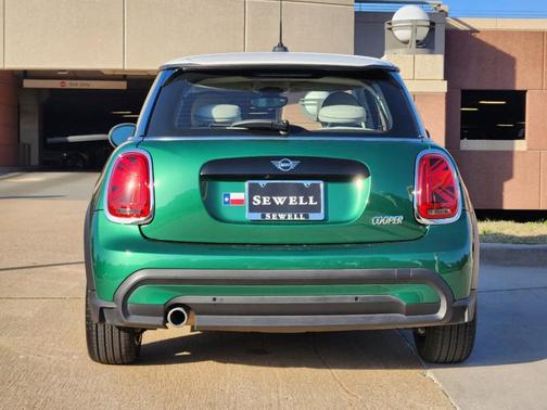 2024 MINI Hardtop Cooper