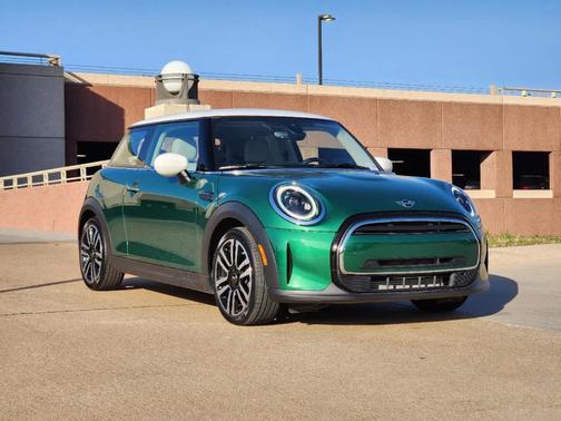 2024 MINI Hardtop Cooper
