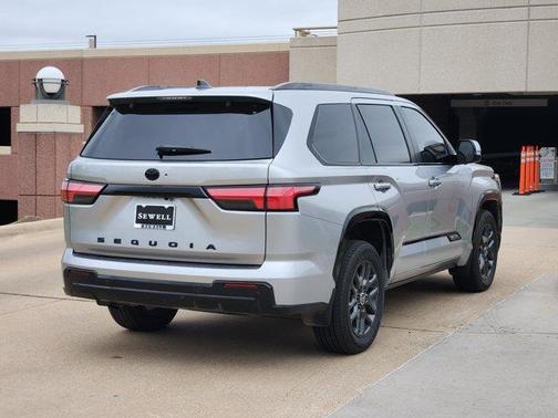 2024 Toyota Sequoia Platinum