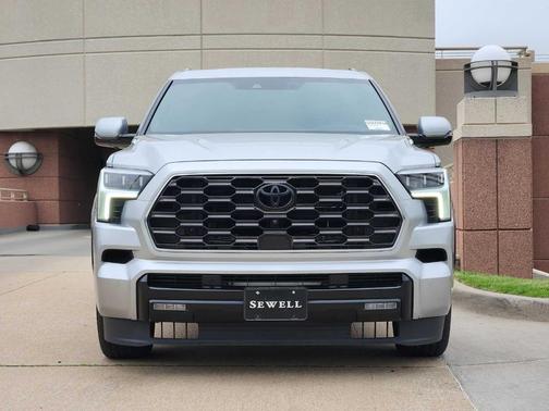2024 Toyota Sequoia Platinum