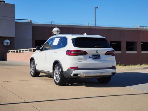 2023 BMW X5 sDrive40i