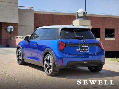 2025 MINI Hardtop Cooper