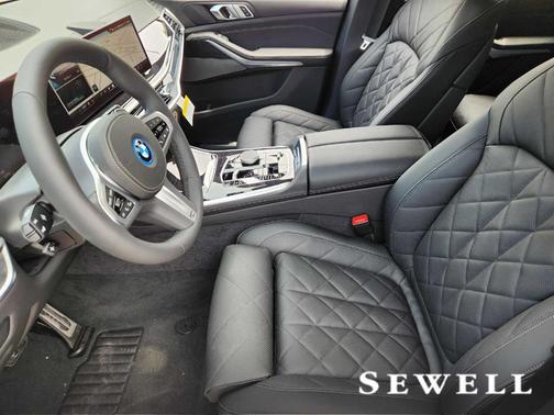 Carbon Black Metallic 2026 BMW X5 PHEV xDrive50e