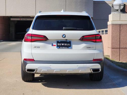 2022 BMW X5 sDrive40i