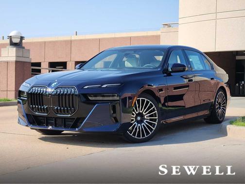 2026 BMW 750e xDrive