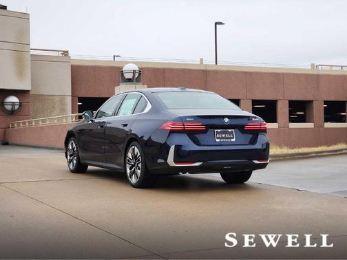 2026 BMW 530 i xDrive