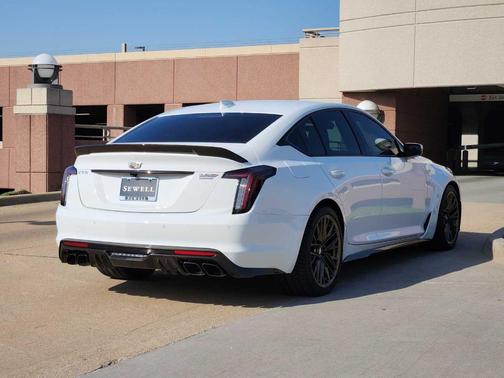 2024 Cadillac CT5-V Blackwing