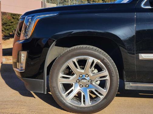 2018 Cadillac Escalade Premium Luxury