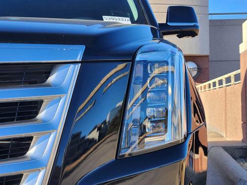 2018 Cadillac Escalade Premium Luxury