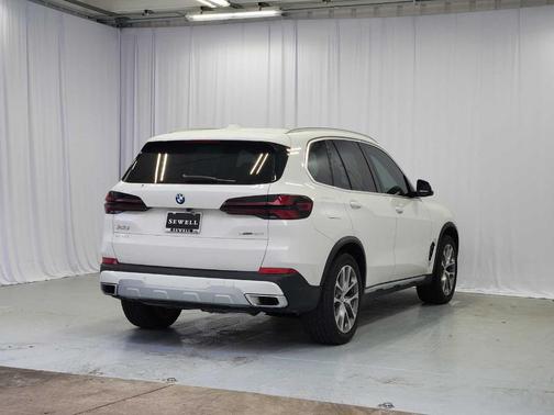 2026 BMW X5 sDrive40i