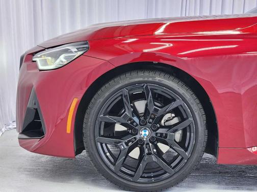 2025 BMW 230 i xDrive