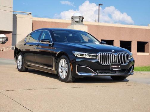 2020 BMW 740 i