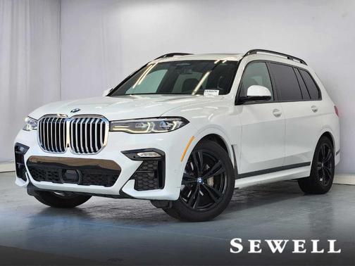 Alpine White 2022 BMW X7 xDrive40i
