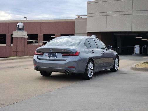2023 BMW 330 i