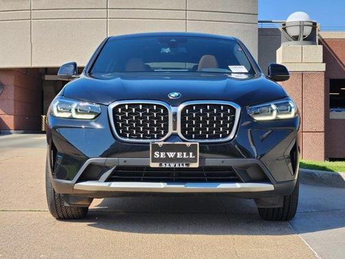 2024 BMW X4 xDrive30i