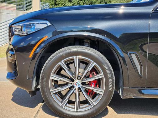 2023 BMW X5 M50i