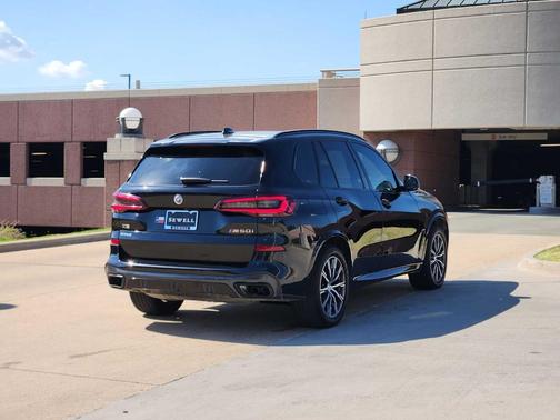 2023 BMW X5 M50i