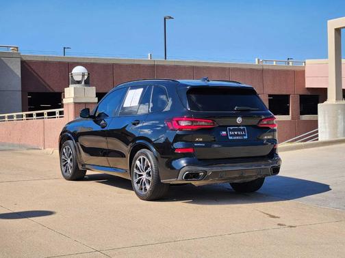 2023 BMW X5 M50i