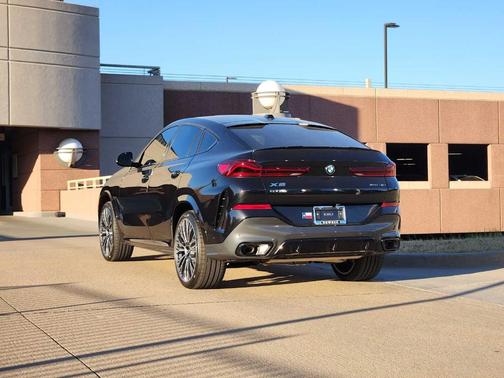 2026 BMW X6 xDrive40i