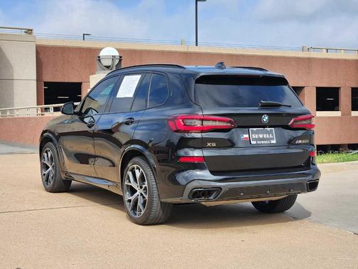 2022 BMW X5 M50i