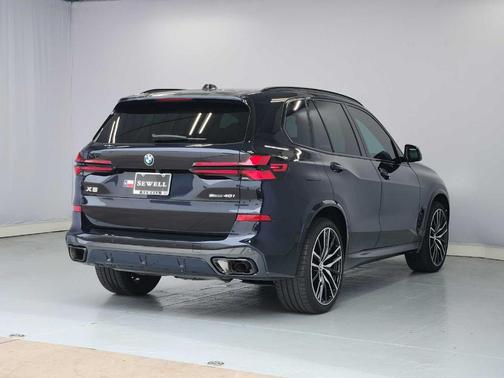 Carbon Black Metallic 2025 BMW X5 sDrive40i