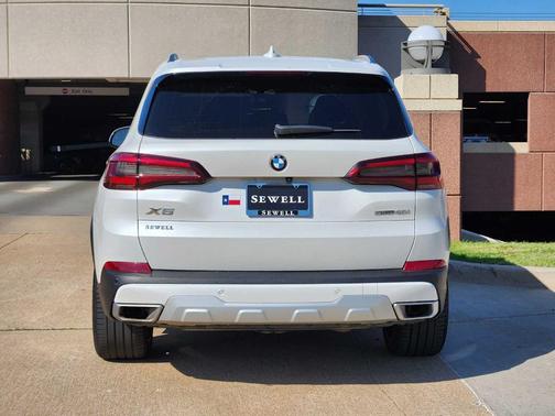 2023 BMW X5 sDrive40i