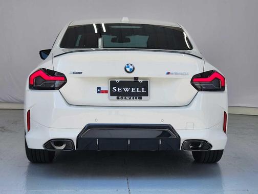 Alpine White 2026 BMW M240 i xDrive