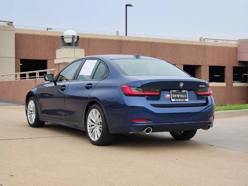 2023 BMW 330 i