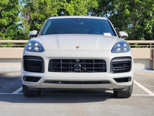 2023 Porsche Cayenne GTS