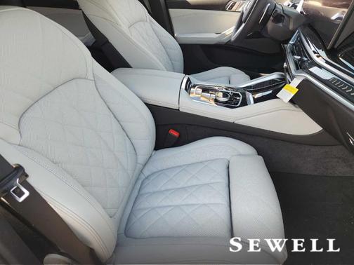 2026 BMW X6 xDrive40i