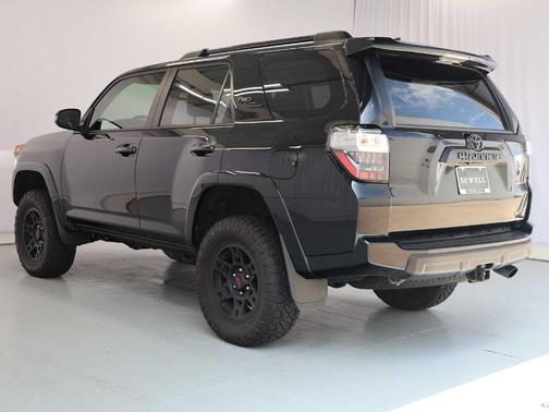 Midnight Black Metallic 2024 Toyota 4Runner TRD Off Road Premium