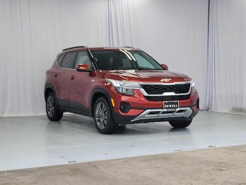 2023 Kia Seltos S