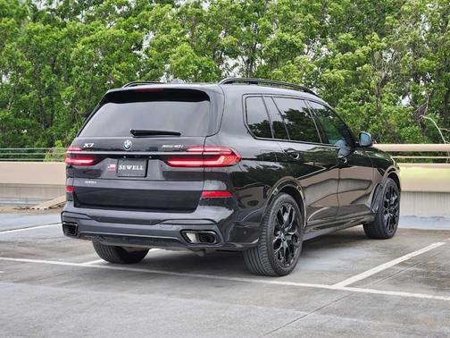 2024 BMW X7 xDrive40i
