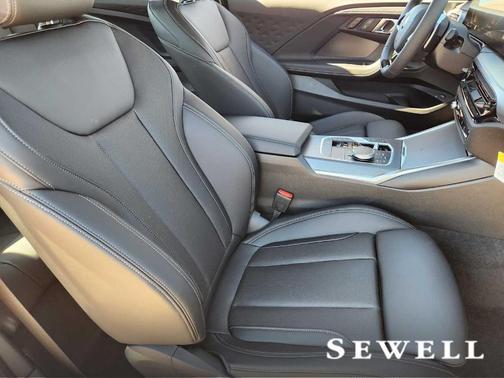 2026 BMW 230 i xDrive