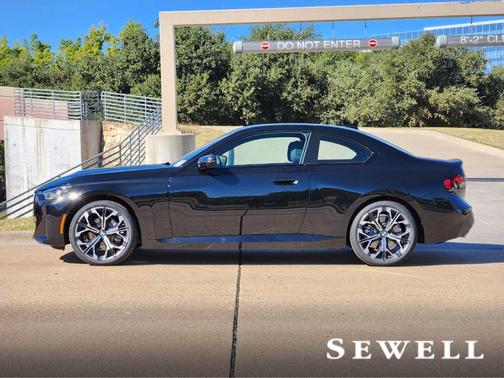 2026 BMW 230 i xDrive