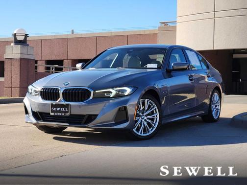 2023 BMW 330e xDrive