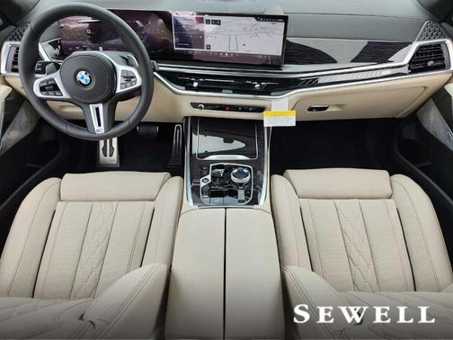 2026 BMW X7 M60i
