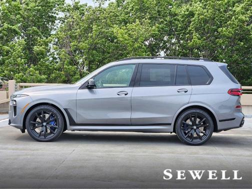 2026 BMW X7 M60i