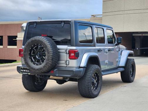2018 Jeep Wrangler Unlimited Sahara