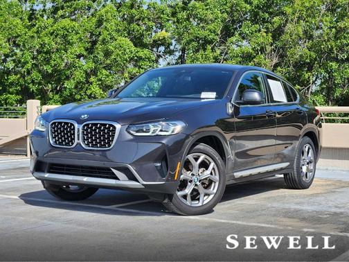 2024 BMW X4 xDrive30i